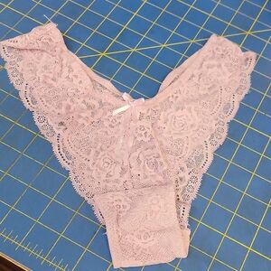 Blake & Co Lace Trim Pink Panties Small NWOT